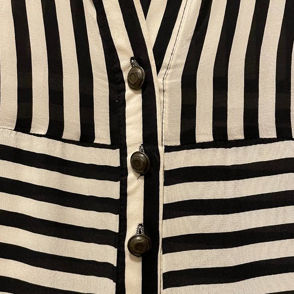 Love21 Forever 21 Black & White Stripe Silk Blouse Size S - Picture 3 of 5